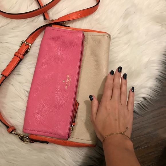 Kate Spade soft leather purse - Picture 3 of 8